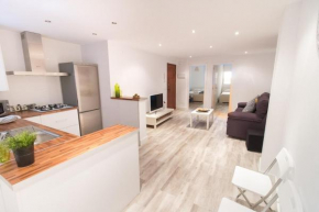  C16 - Modern & Comfortable 4 beds Apartment  Малага